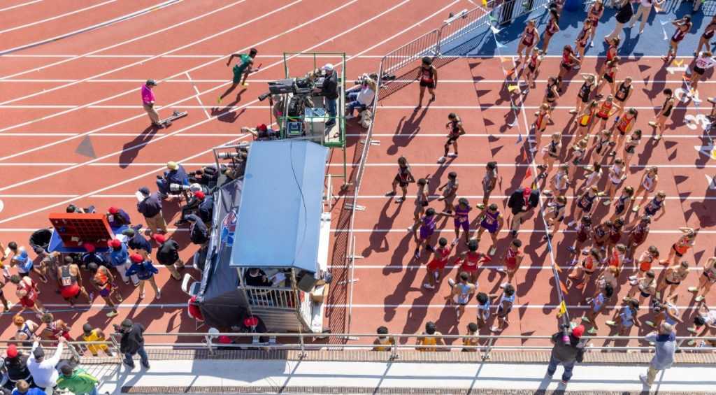 100-year-old breaks 100m record at Penn Relays - NBC Sports